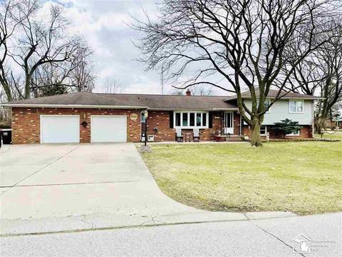 798 Ruff, Monroe, MI 48162 photo 1