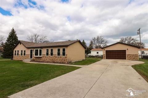 3097 8th, Monroe, MI 48162 photo 1