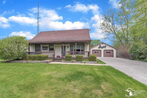 4124 Packard, Temperance, MI 48182 photo 1