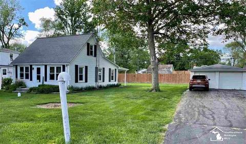 2923 1st, Monroe, MI 48162 photo 1