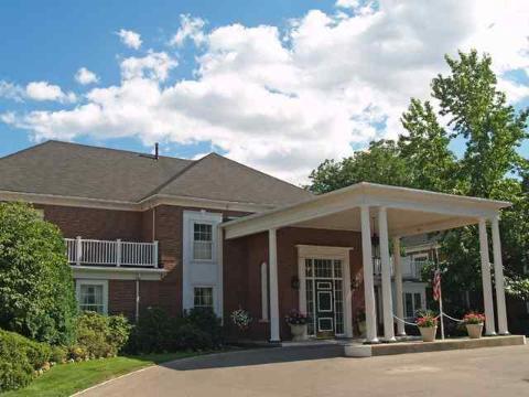 17111 E Jefferson #. 14, Grosse Pointe, MI 48230 photo 1