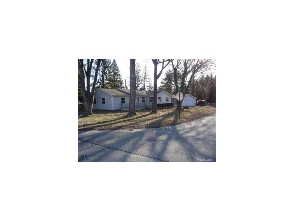 738 Green St, Algonac, MI 48001 photo 1