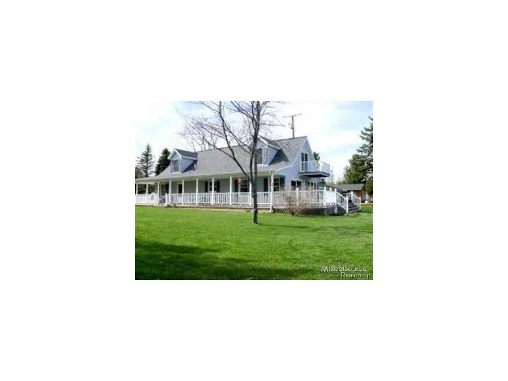 4876 Lakeshore, Deckerville, MI 48427 photo 1