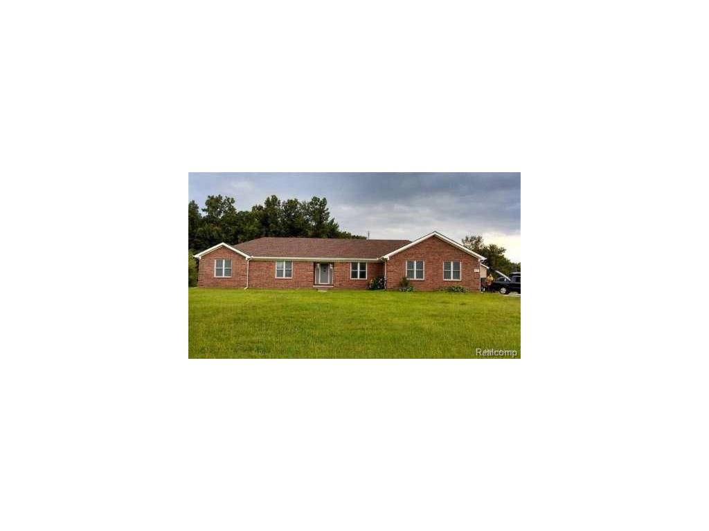 6427 Genaw, Algonac, MI 48001 photo 1