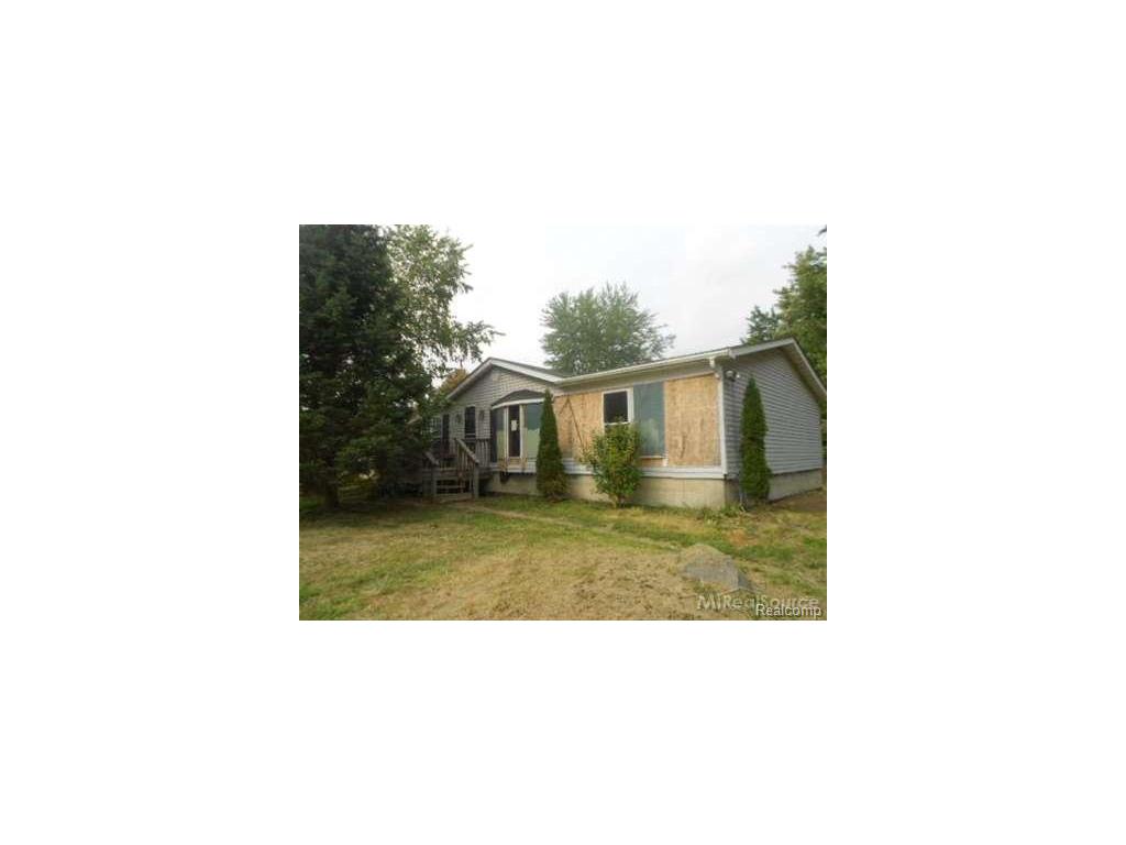 7396 Drexler Rd, Saint Clair, MI 48079 photo 1