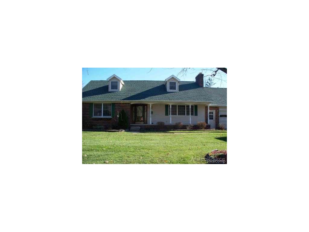 450 E Meldrum Cir, Saint Clair, MI 48079 photo 1