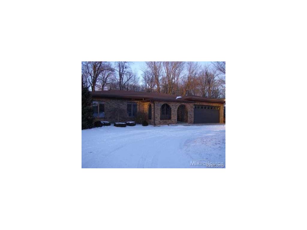 11265 Common, Warren, MI 48093 photo 1