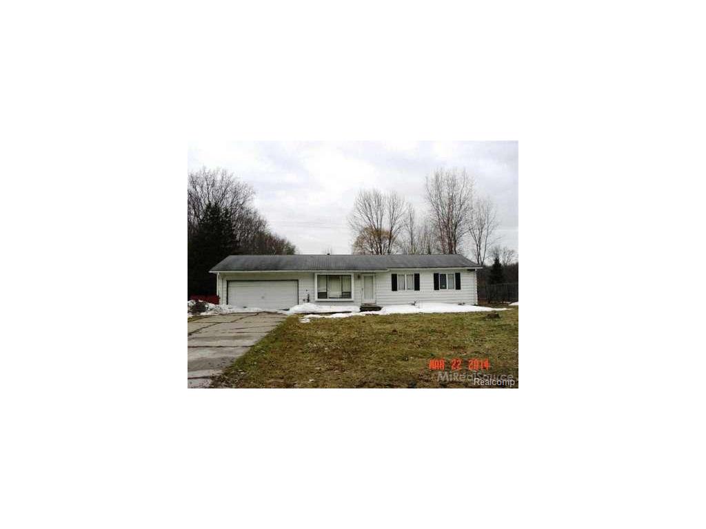6899 Holland, Algonac, MI 48001 photo 1