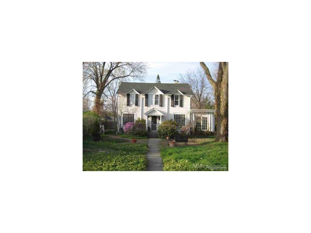 116 Kerby, Grosse Pointe, MI 48236 photo 1