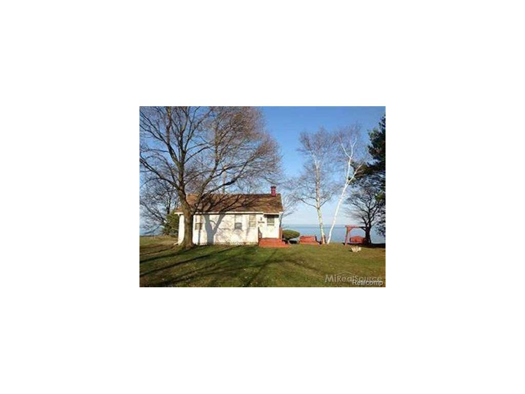 5182 Lakeshore, Deckerville, MI 48427 photo 1