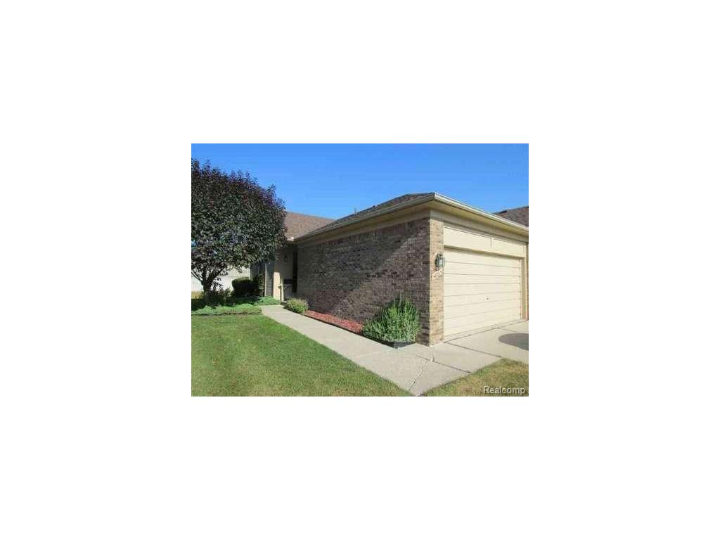 48815 Windmill Cir W, Macomb, MI 48044 photo 1