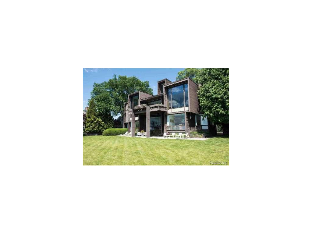 3 Cameron Pl, Grosse Pointe, MI 48230 photo 1