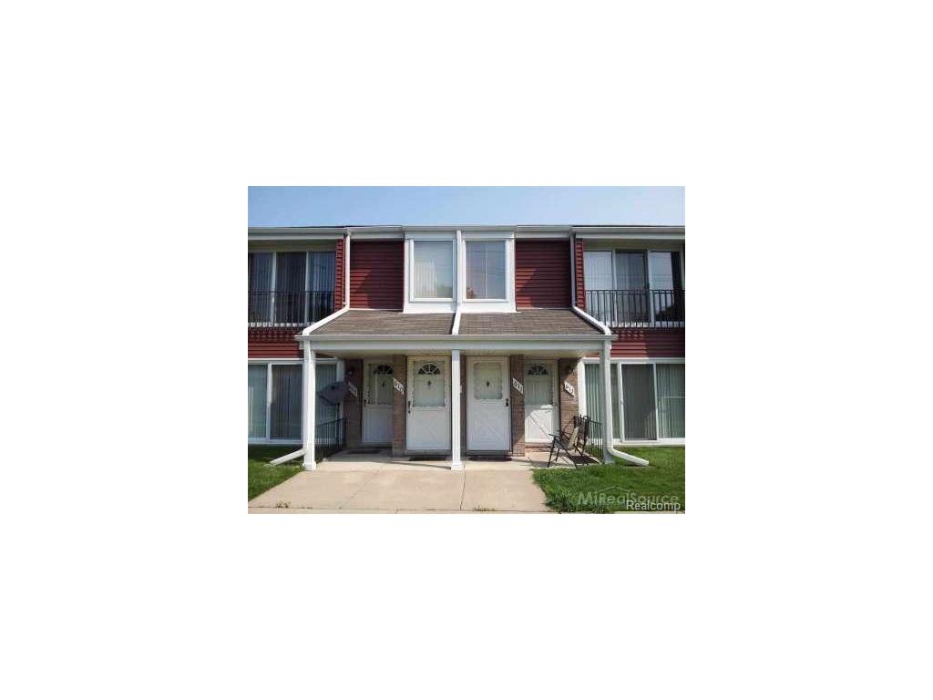 610 Sunset Ln, Saint Clair Shores, MI 48082 photo 1