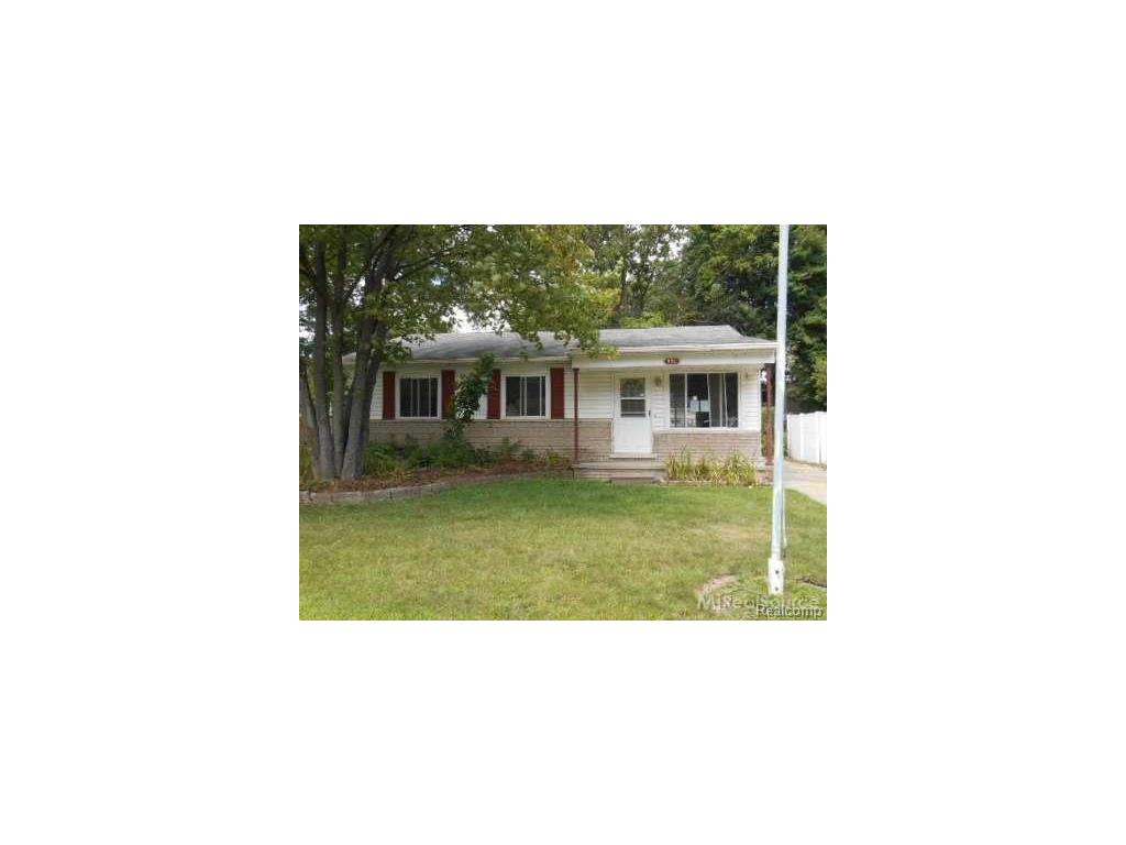 551 Henrietta, Algonac, MI 48001 photo 1