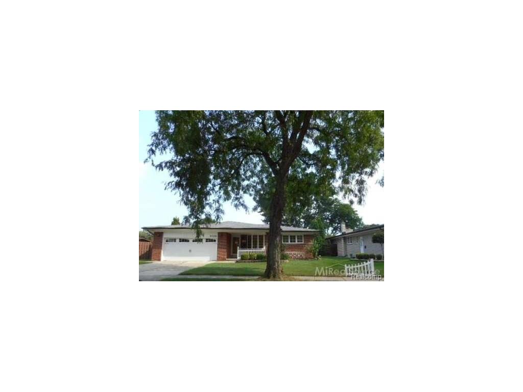 30228 Blossom Ln, Warren, MI 48088 photo 1