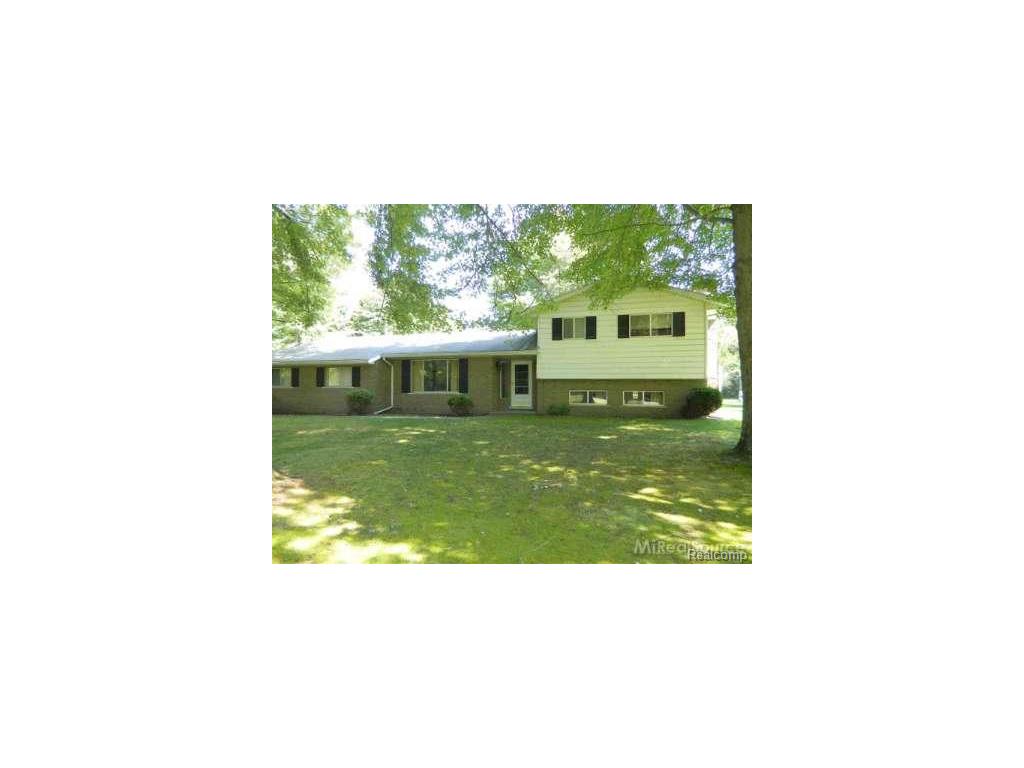 8967 Field, Algonac, MI 48001 photo 1