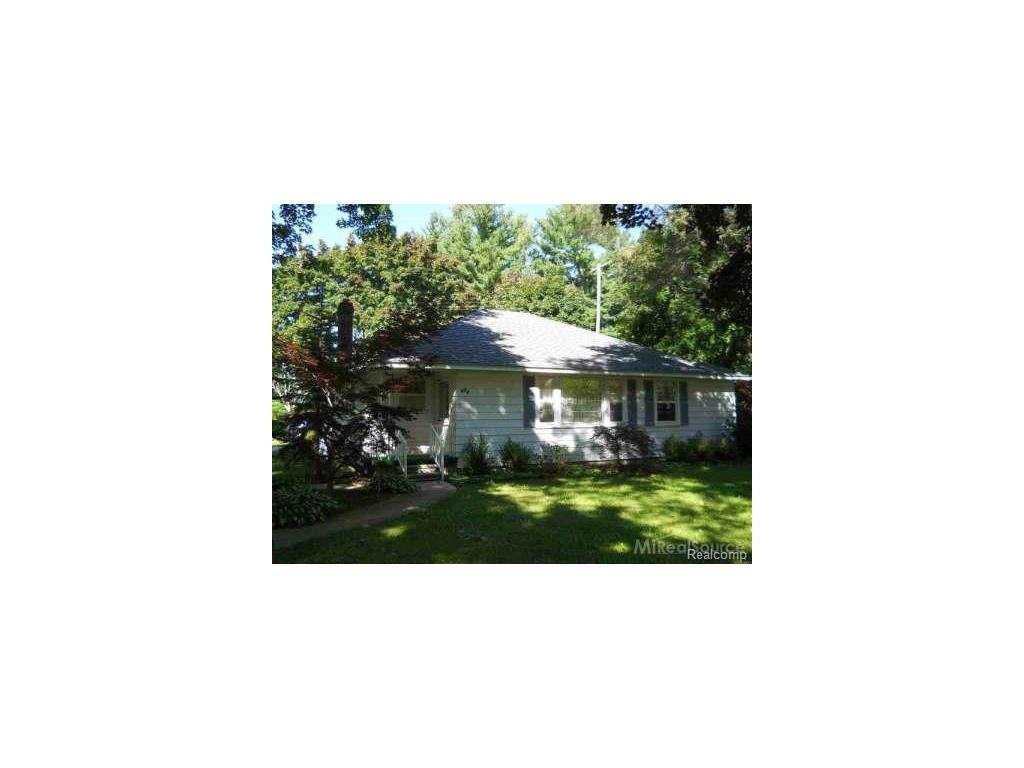 831 N Sixth, Saint Clair, MI 48079 photo 1