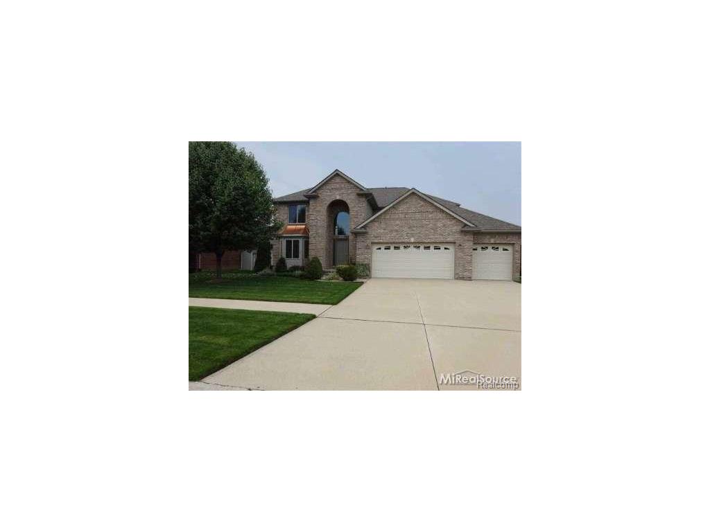 50561 Nesting Ridge Dr, Macomb, MI 48044 photo 1