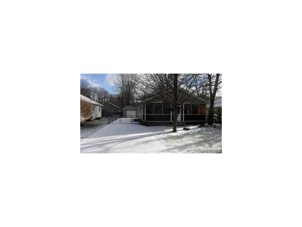 9143 Island Dr, Algonac, MI 48001 photo 1