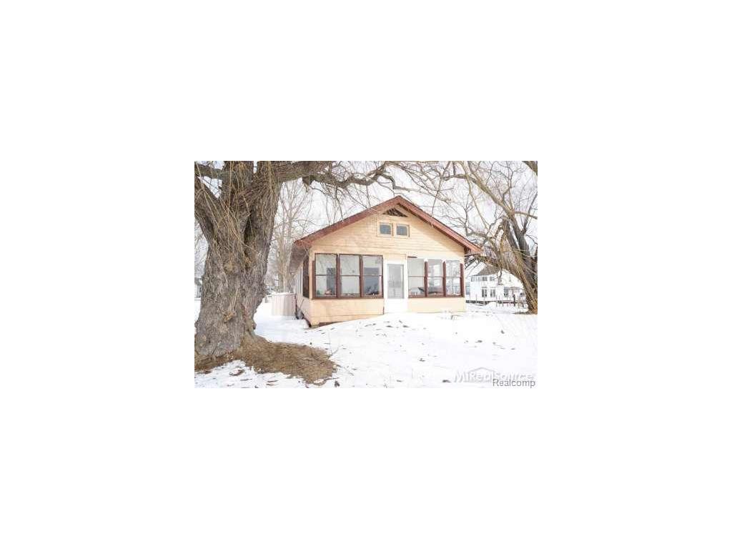 7159 S Channel Dr, Harsens Island, MI 48028 photo 1