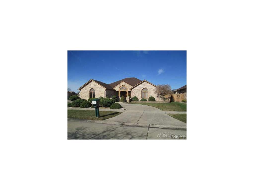 46121 Jackson, Macomb, MI 48044 photo 1
