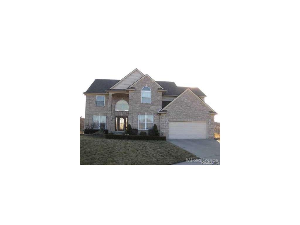 46215 Emerson Ct, Macomb, MI 48044 photo 1
