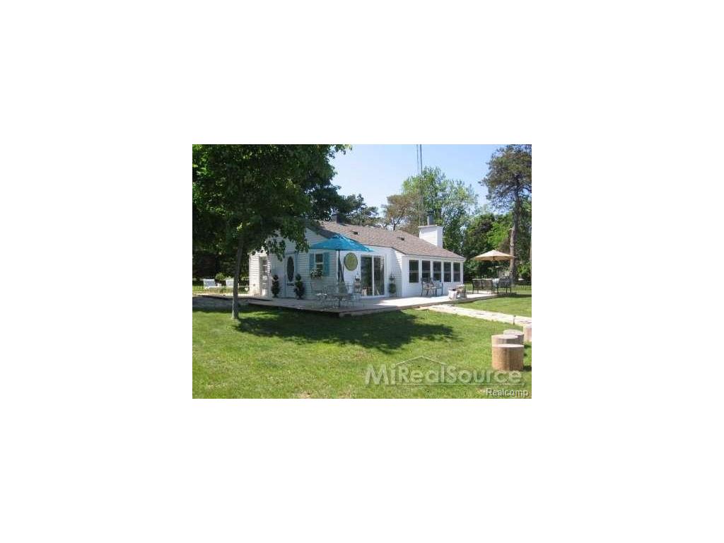 3932 Lakeshore, Deckerville, MI 48427 photo 1