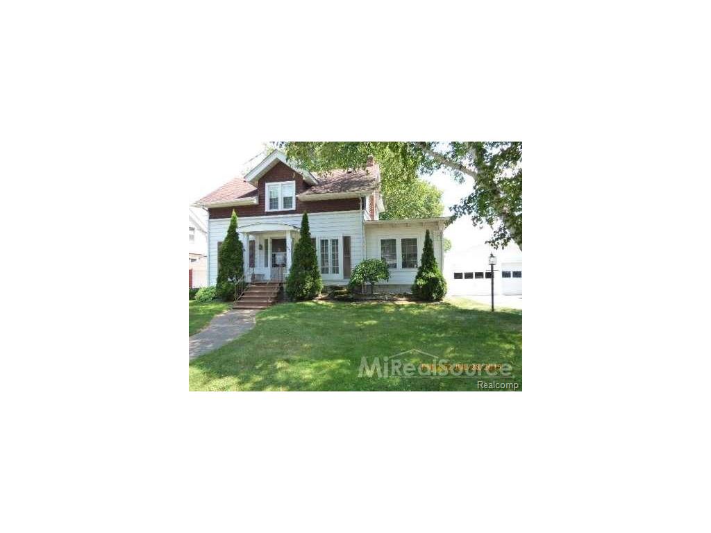 1748 St Clair River Dr, Algonac, MI 48001 photo 1