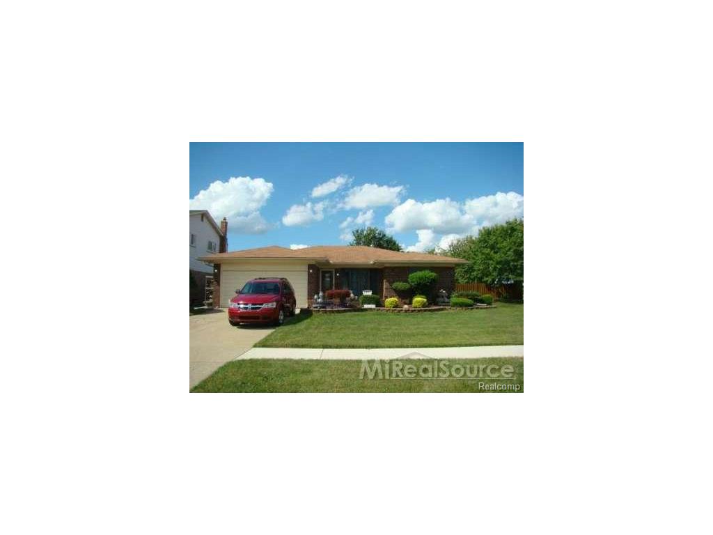 18621 Millstone Dr, Macomb, MI 48044 photo 1