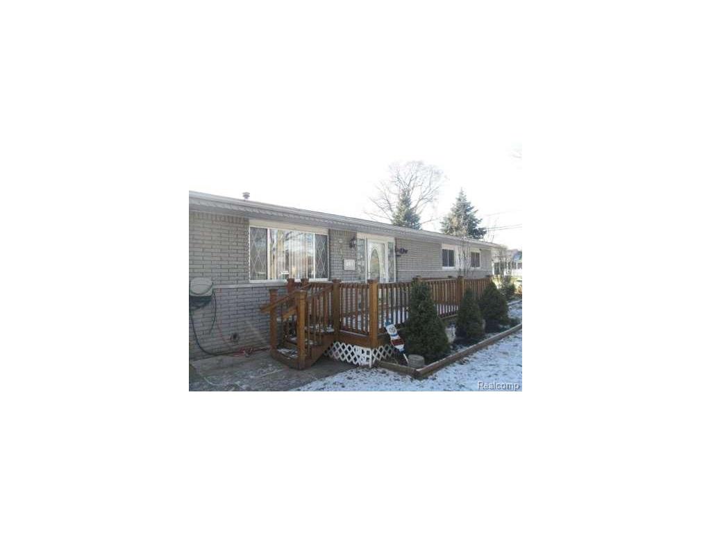 489 Maple, Algonac, MI 48001 photo 1