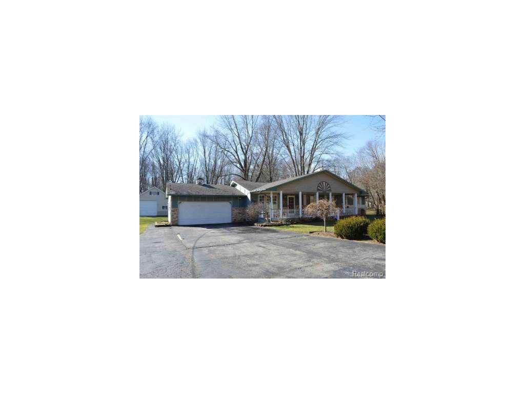 9060 Stone Rd, Algonac, MI 48001 photo 1