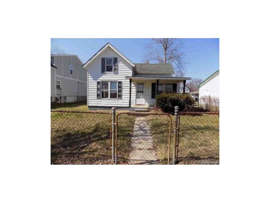 1007 Saint Clair Blvd, Algonac, MI 48001 photo 1
