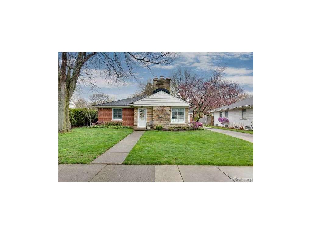 183 Ridgemont, Grosse Pointe Farms, MI 48236 photo 1