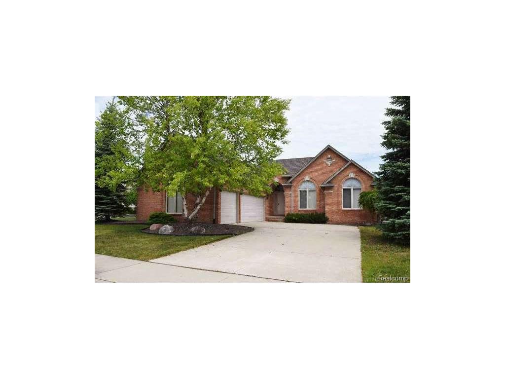 20485 Gloria, Macomb, MI 48044 photo 1