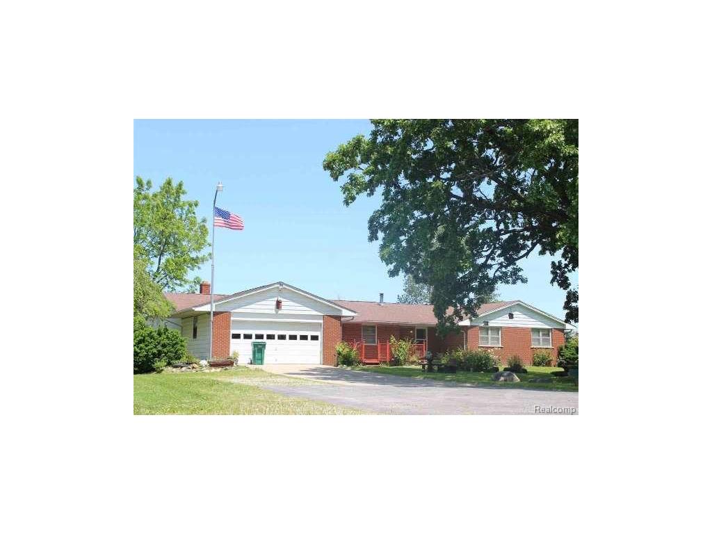 21655 Armada Ctr, Armada, MI 48005 photo 1