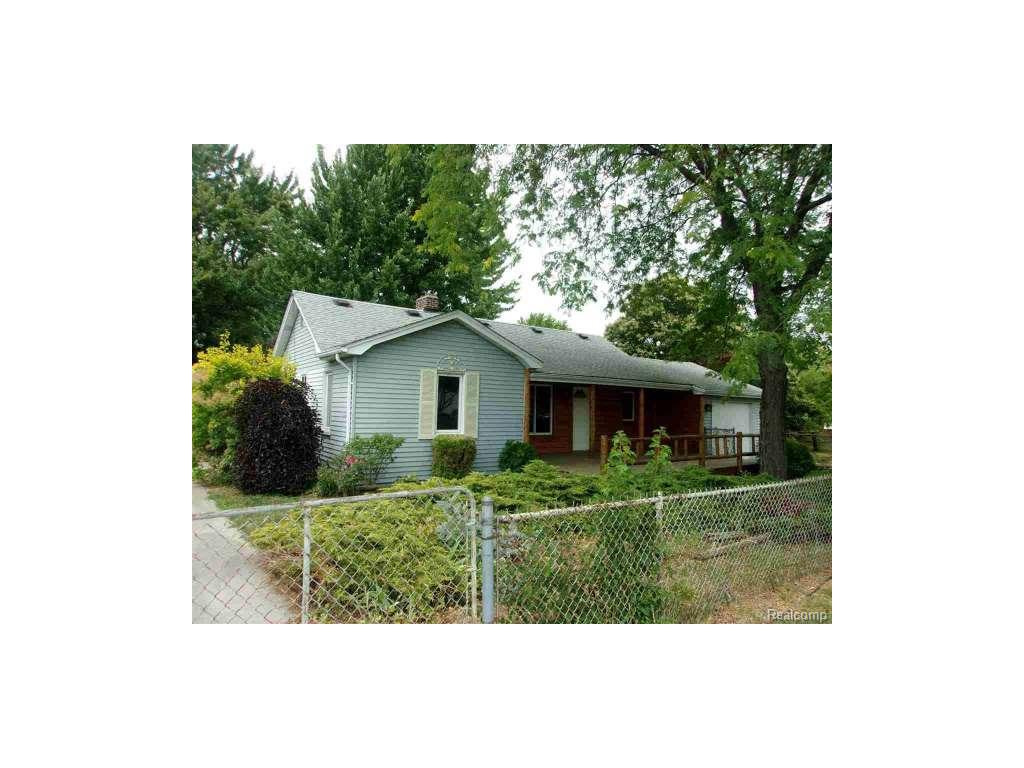 185 Kenyon, Algonac, MI 48001 photo 1
