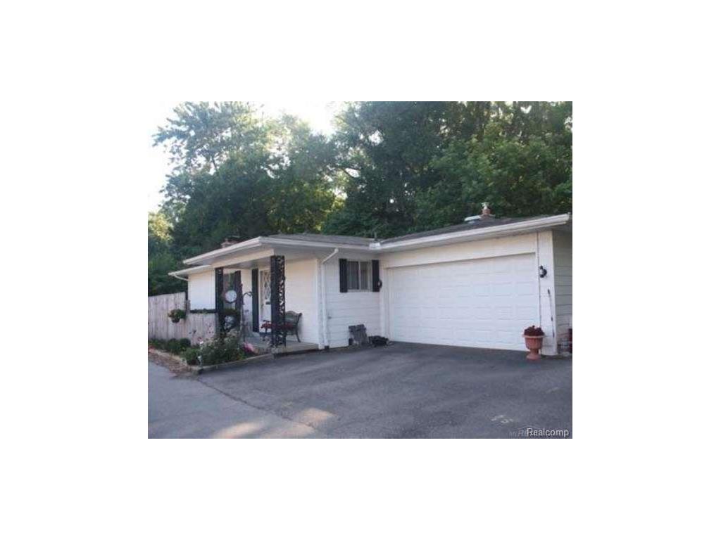 312 Beaupre, Grosse Pointe Farms, MI 48236 photo 1
