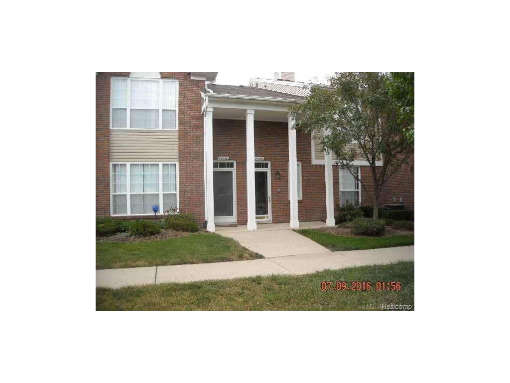 45652 Warwick, Macomb, MI 48044 photo 1