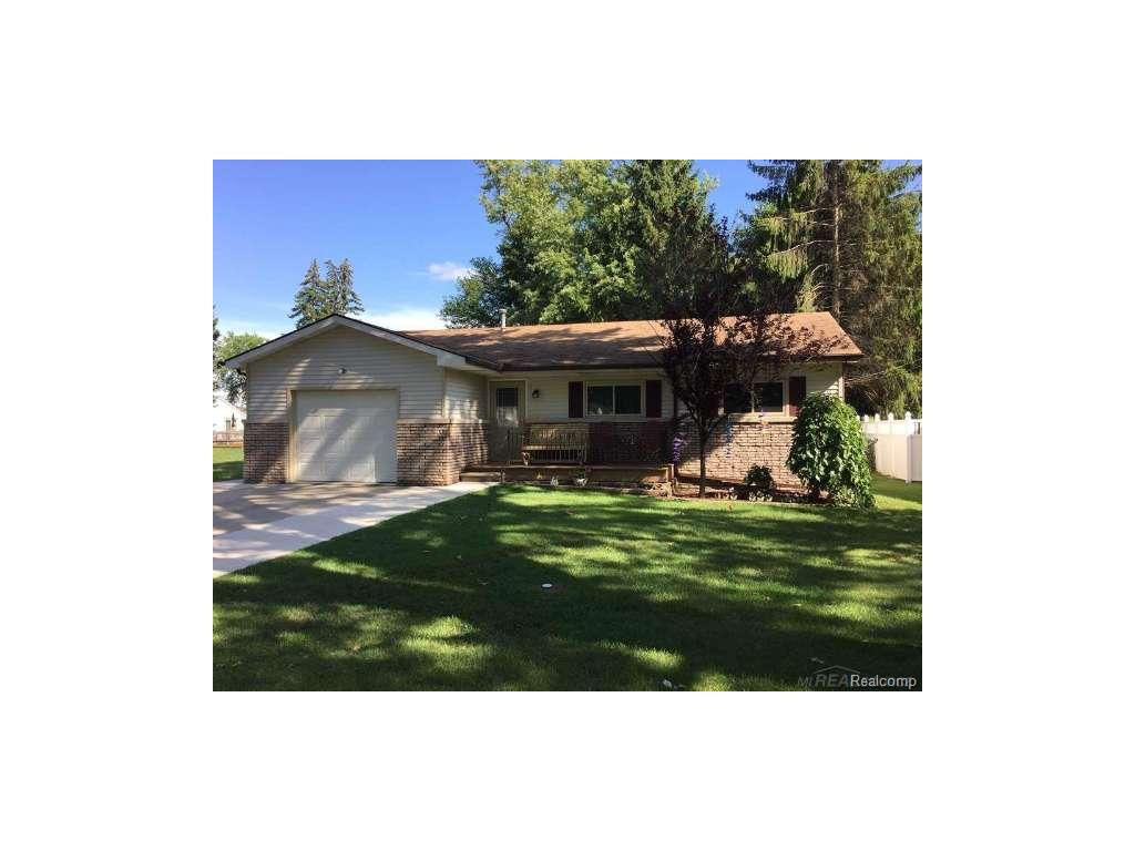 326 Lathrop, Algonac, MI 48001 photo 1