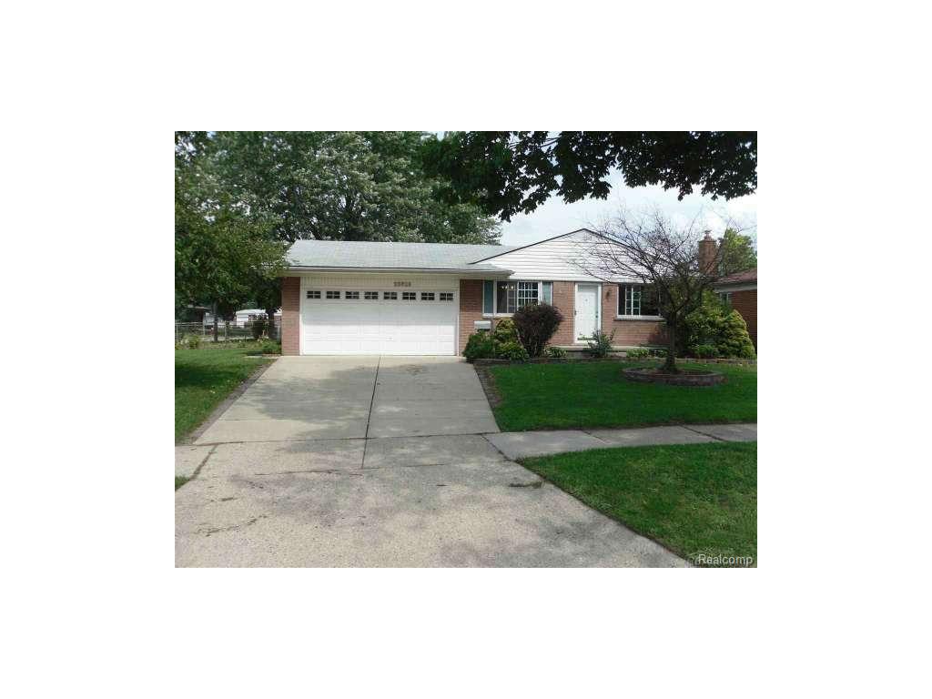 25829 Thomas Dr, Warren, MI 48091 photo 1
