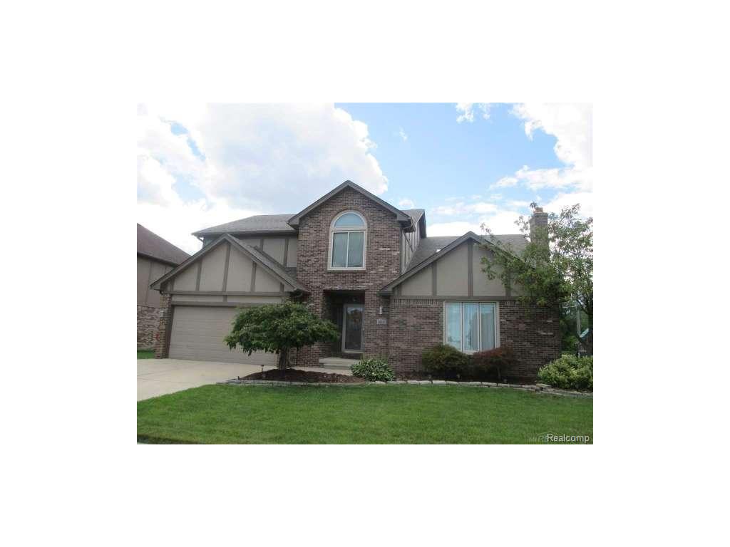 48221 Farah Dr, Macomb, MI 48044 photo 1