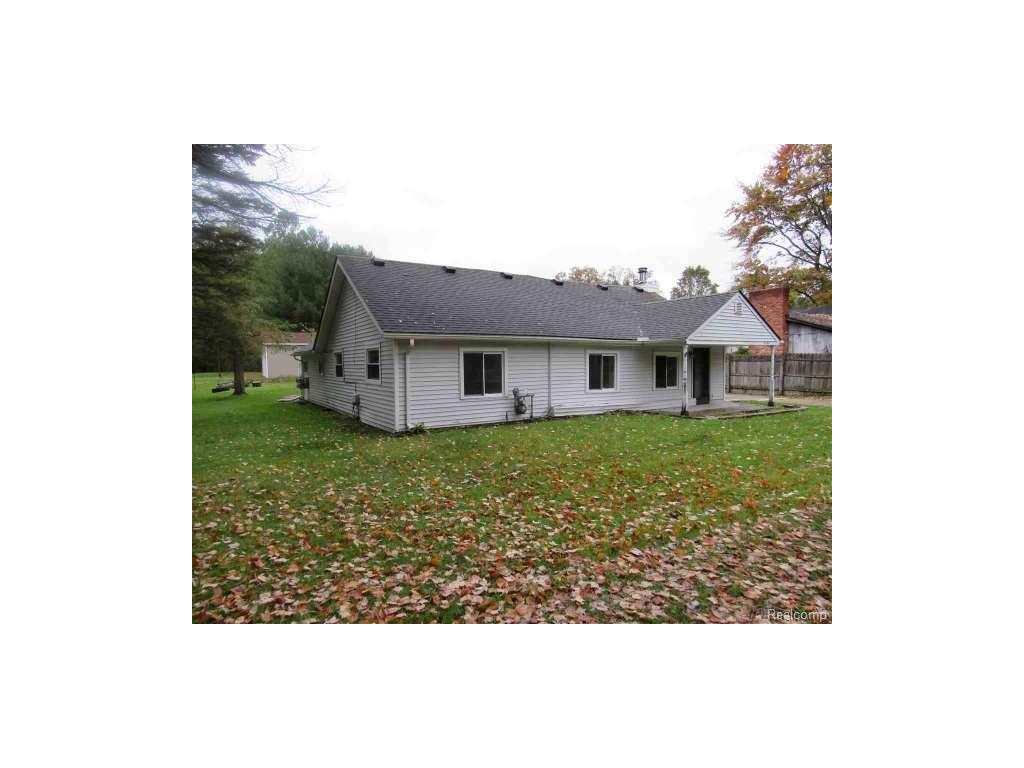 8364 Marsh Rd, Algonac, MI 48001 photo 1