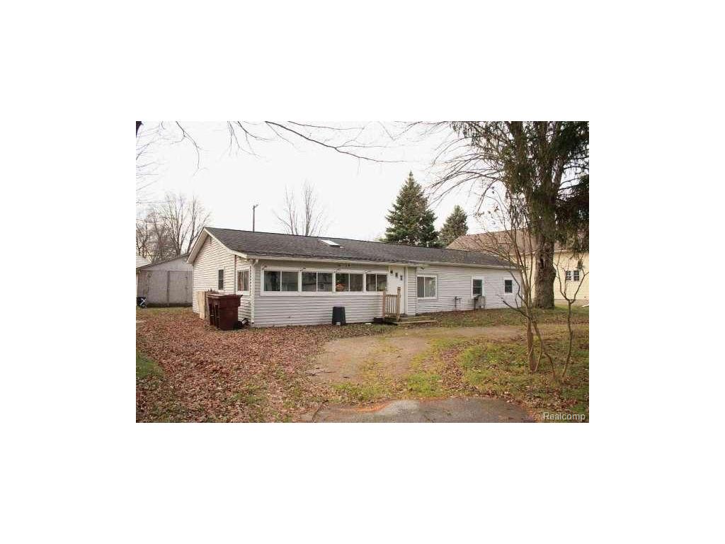 947 Columbia, Algonac, MI 48001 photo 1