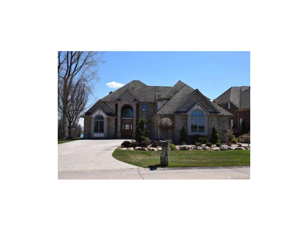 503 Lathrop Dr, Algonac, MI 48001 photo 1