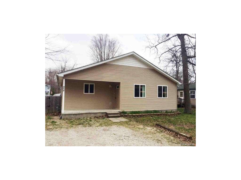 9219 Island Dr, Algonac, MI 48001 photo 1
