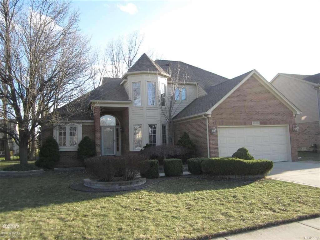 20270 Windemere Dr, Macomb, MI 48044 photo 1