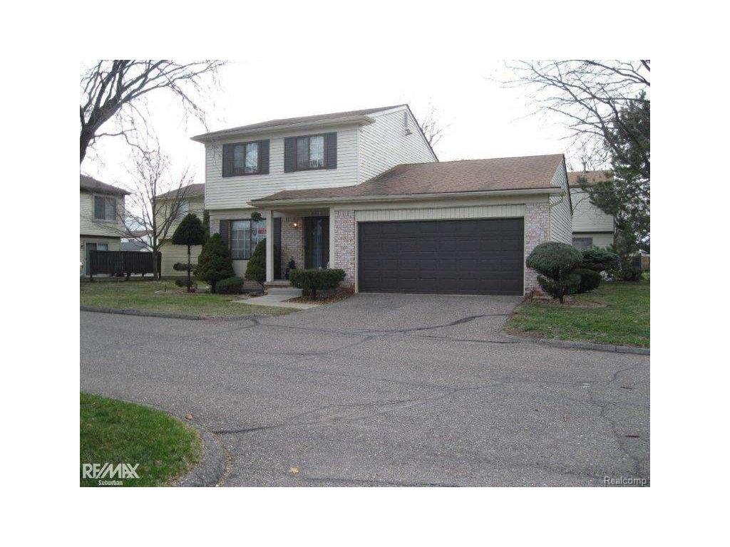 2904 Roundtree, Troy, MI 48083 photo 1
