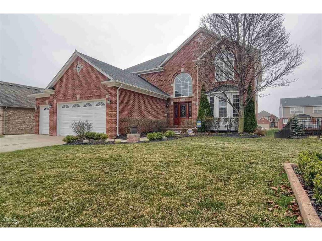 50289 Nesting Rdg, Macomb, MI 48044 photo 1