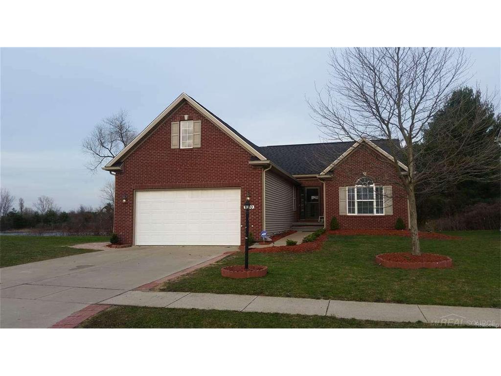 820 Star Dr, Davison, MI 48423 photo 1
