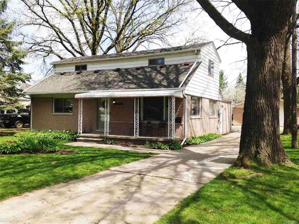 27784 Gilbert, Warren, MI 48093 photo 1
